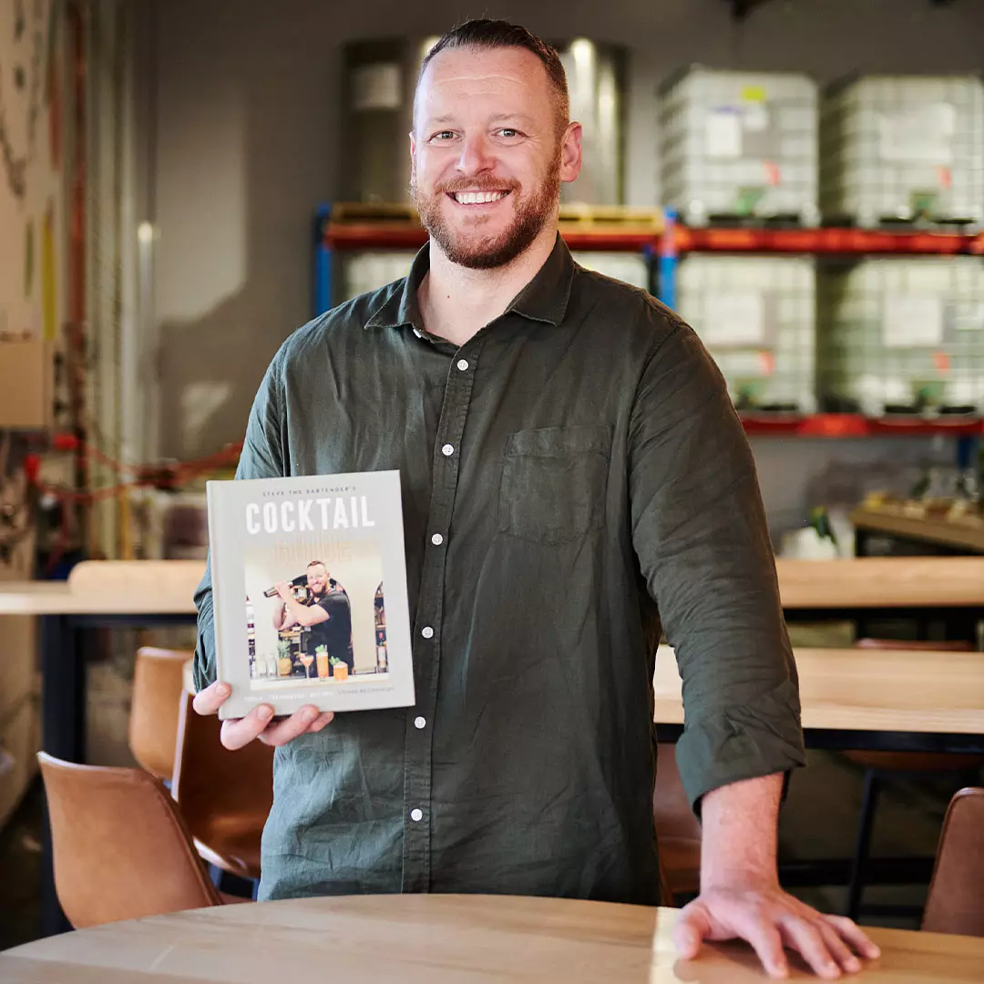 Steve the Bartender's Cocktail Guide Steve the Bartender's Cocktail Guide
